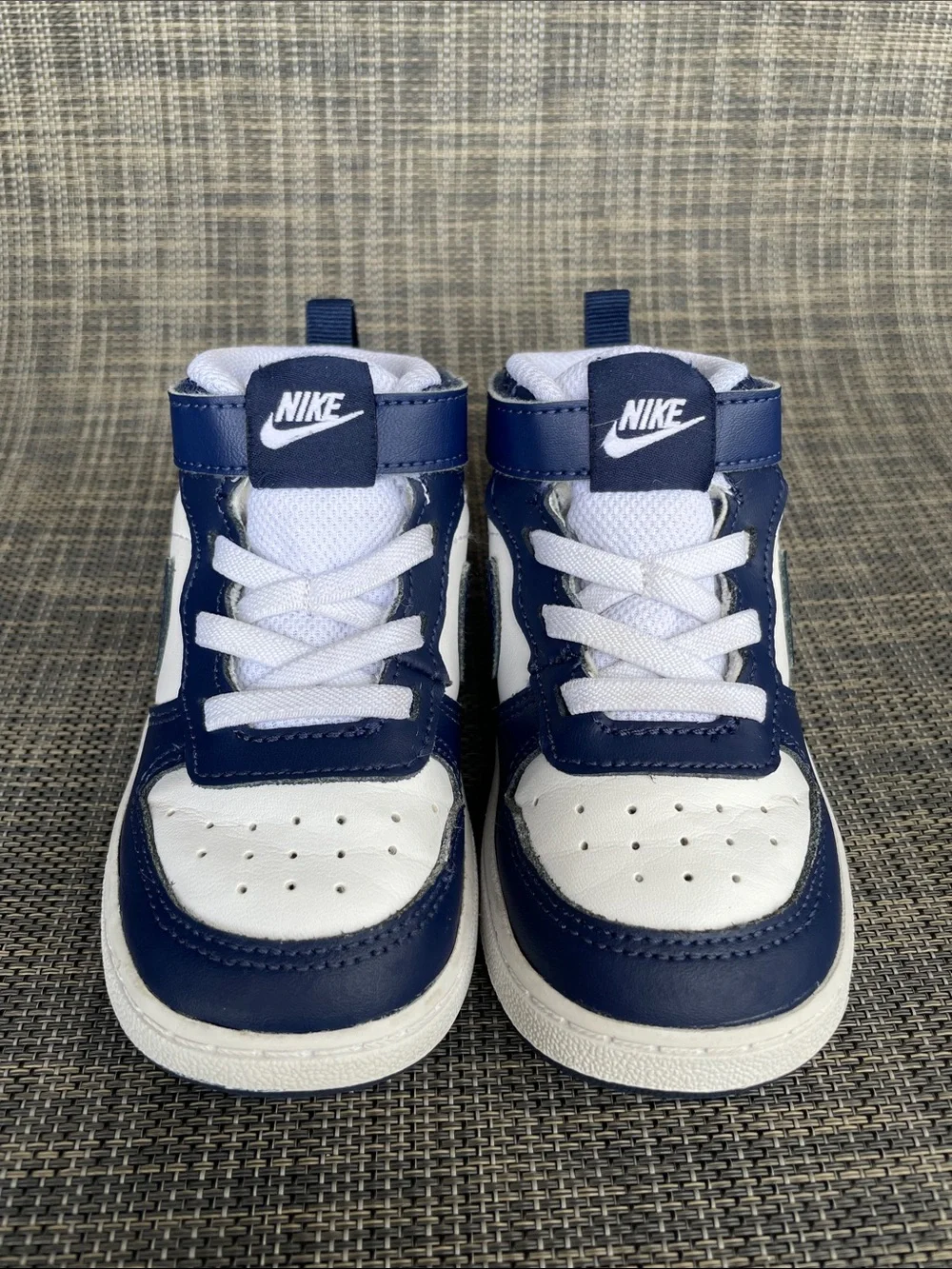 Nike Kids Court Borough Mid 2 TD 'White Signal Blue' sneakers Shoes Toddler sz 7